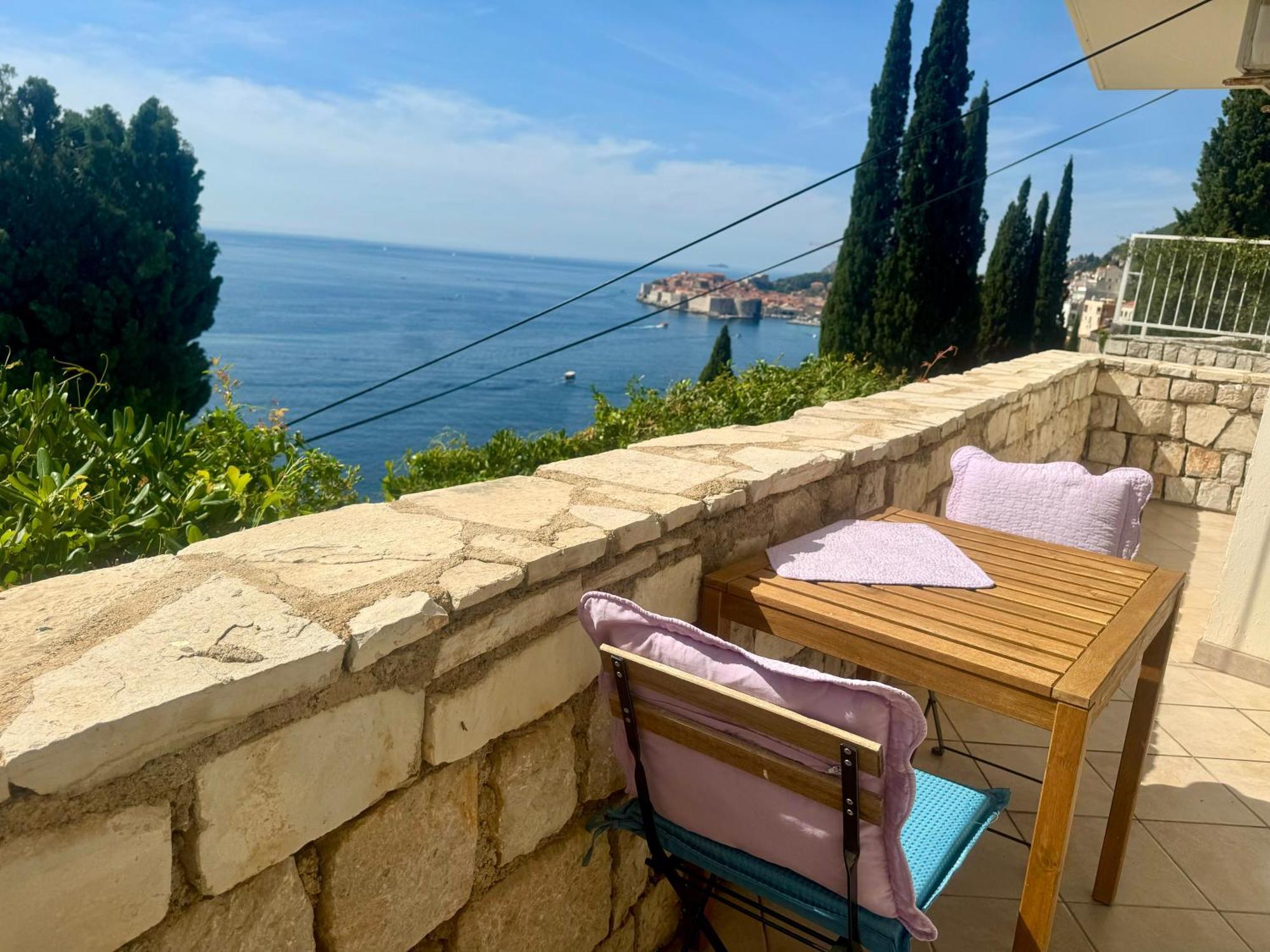 Perfect Sea View Terrace Apartment Zlatni Potok ดูบรอฟนิก ภายนอก รูปภาพ